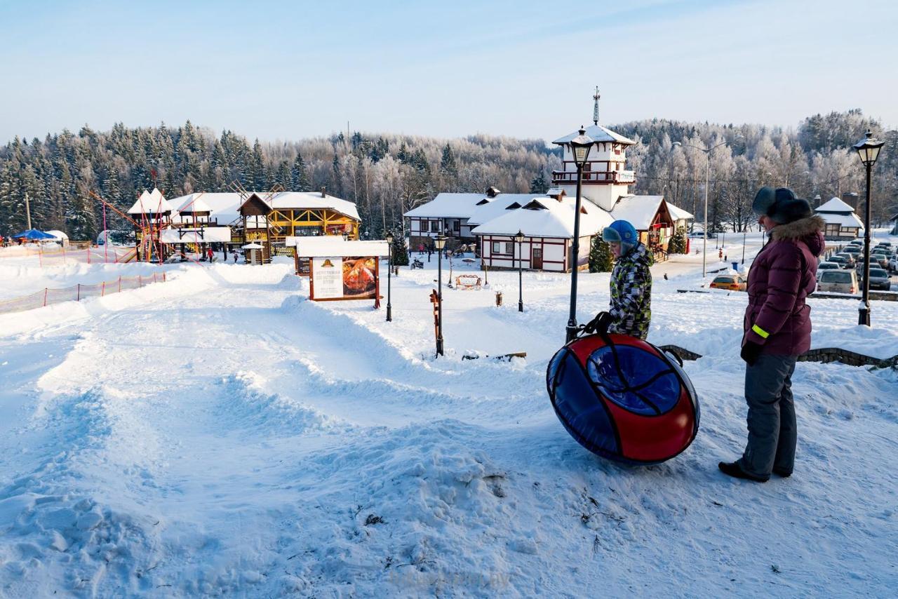 Ski Complex Logoysk ลากอยสก์ ภายนอก รูปภาพ